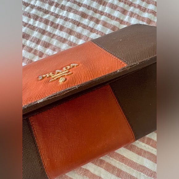 🧡🤎 Authentic Prada Wallet 🧡🤎 - Picture 11 of 11